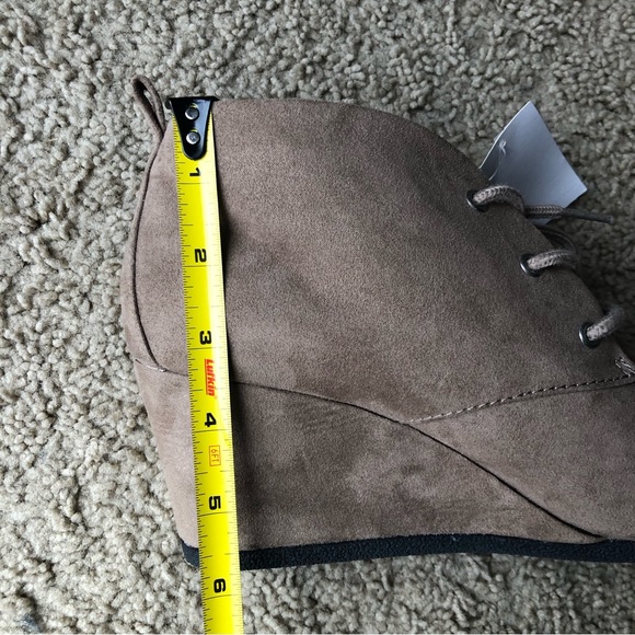 Attention Suede Ankle boots. Size 10 - Picture 7 of 13